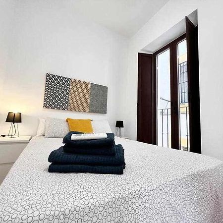 Ferienwohnung Aym Places Buen Viaje Parking Incluido Sevilla Exterior foto