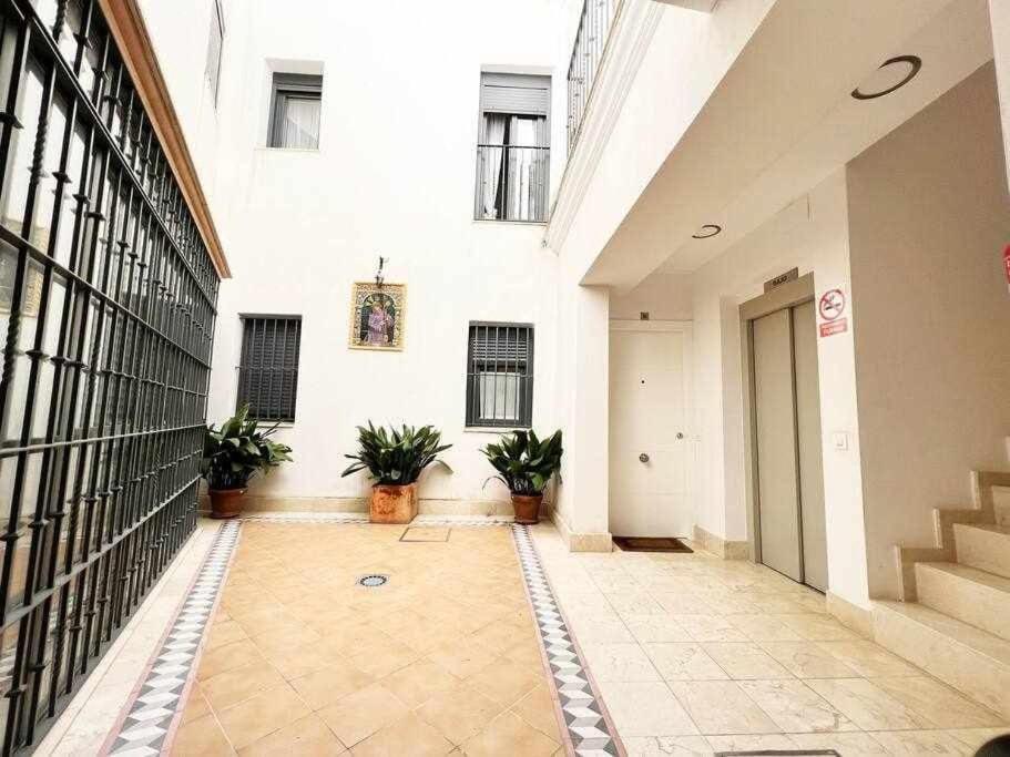 Ferienwohnung Aym Places Buen Viaje Parking Incluido Sevilla Exterior foto