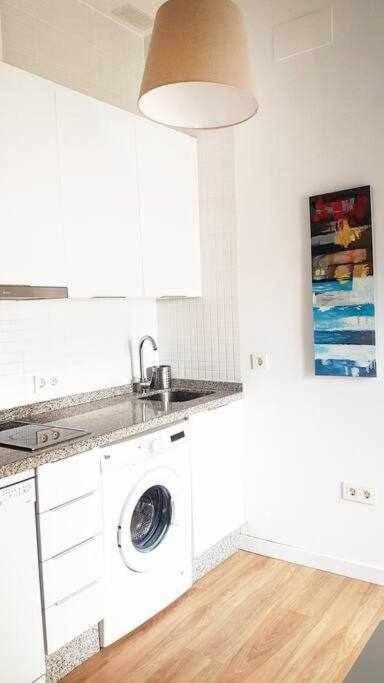 Ferienwohnung Aym Places Buen Viaje Parking Incluido Sevilla Exterior foto